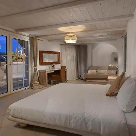 Villa Luxury Platis Gialos: Poolside Retreat Paradise Beach (Mykonos)