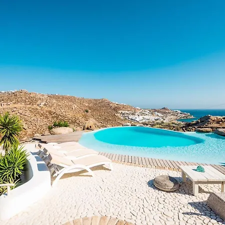 Luxury Platis Gialos: Poolside Retreat Paradise Beach (Mykonos)